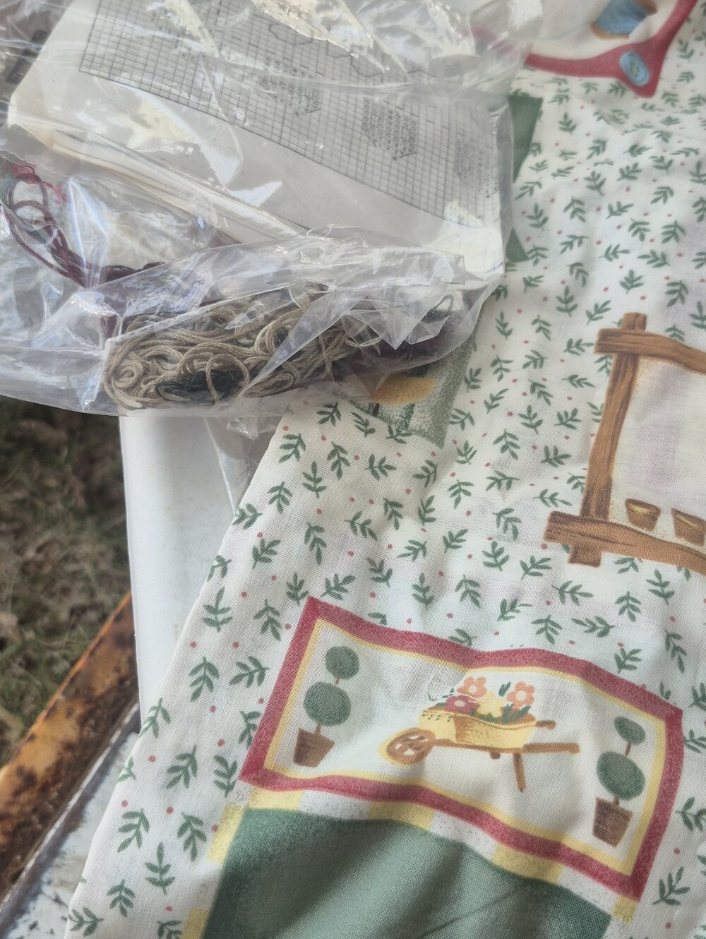 Craft Lot - Picture 2 of 11
